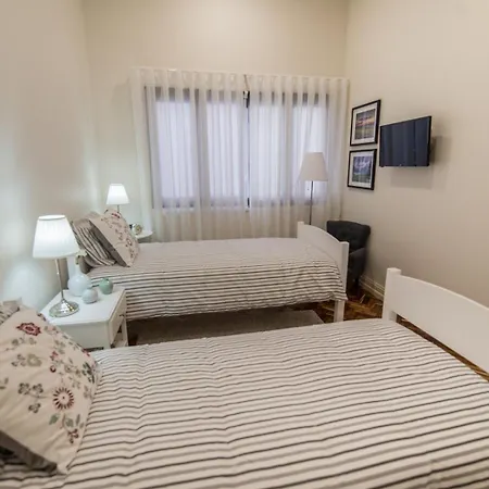 Guestready - O Ateneu מלון *