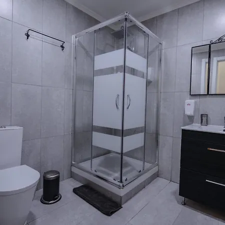 Guestready - O Ateneu * Ponta Delgada