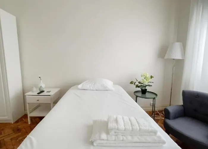 Guestready - O Ateneu * Ponta Delgada