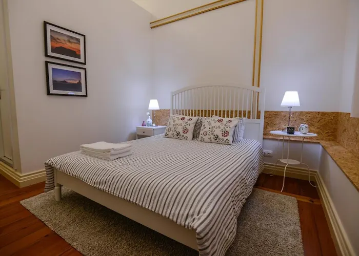 Guestready - O Ateneu Ponta Delgada